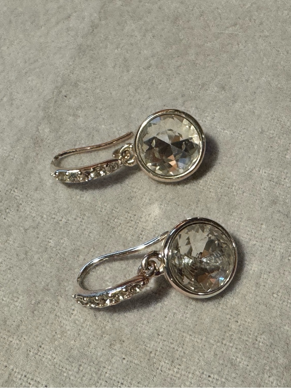 Joan Rivers Teal ,Pink, Crystal drop Earrings with Sparkling Hooks - Woman - Picture 4 of 6